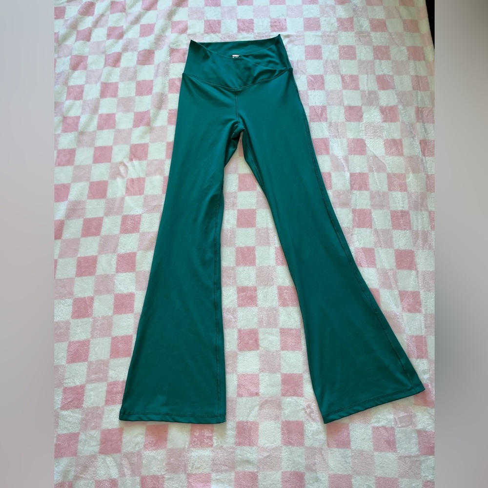 yogalicious lux crossover flare leggings, size small